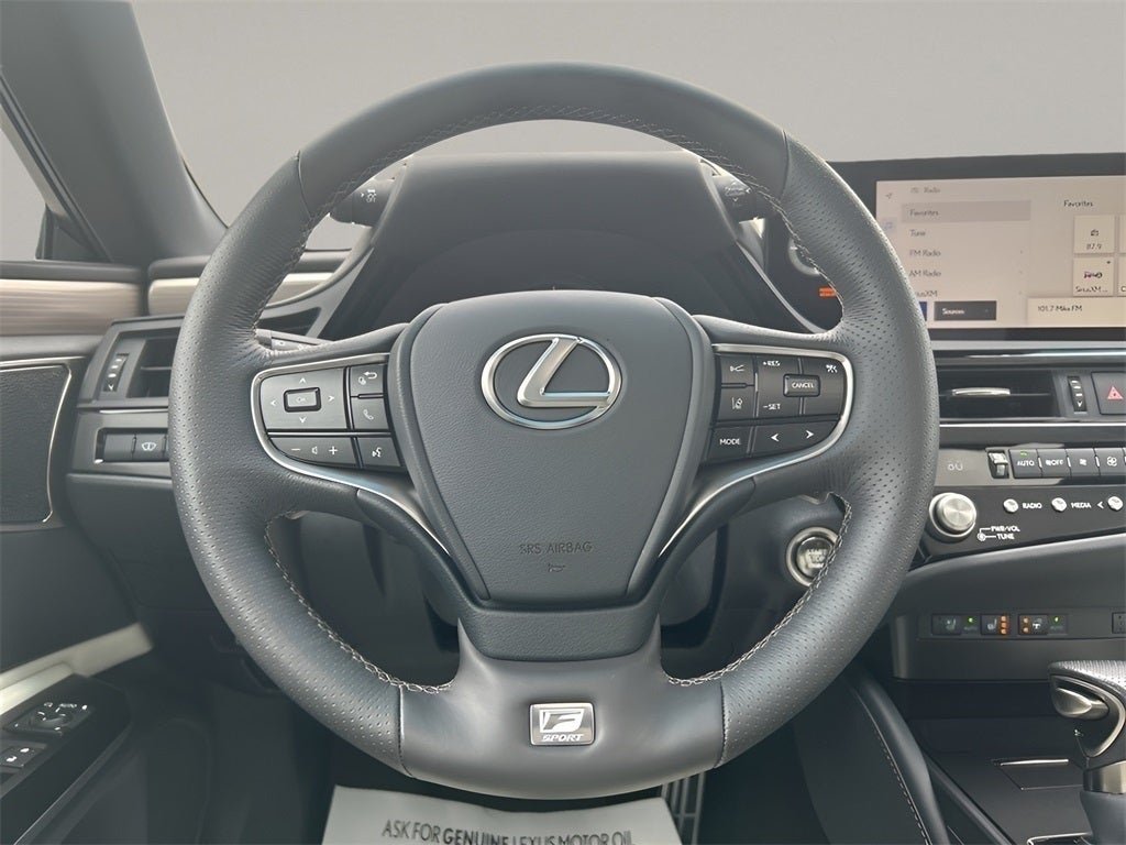 2023 Lexus ES F SPORT HANDLING